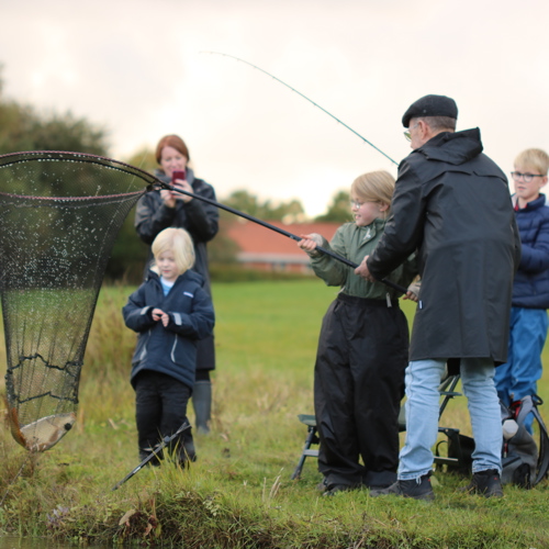 Familiefiskeri I Efterårsferien